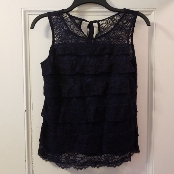 Ann Taylor Tops - Ann Taylor SP Tiered Lace Sleeveless Navy Top VGUC